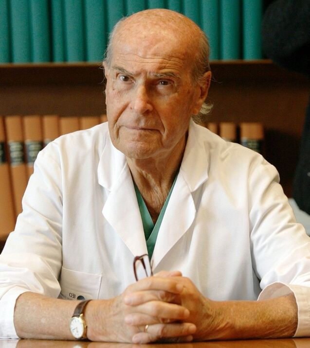Doctor Urologist Nicola Bezamat